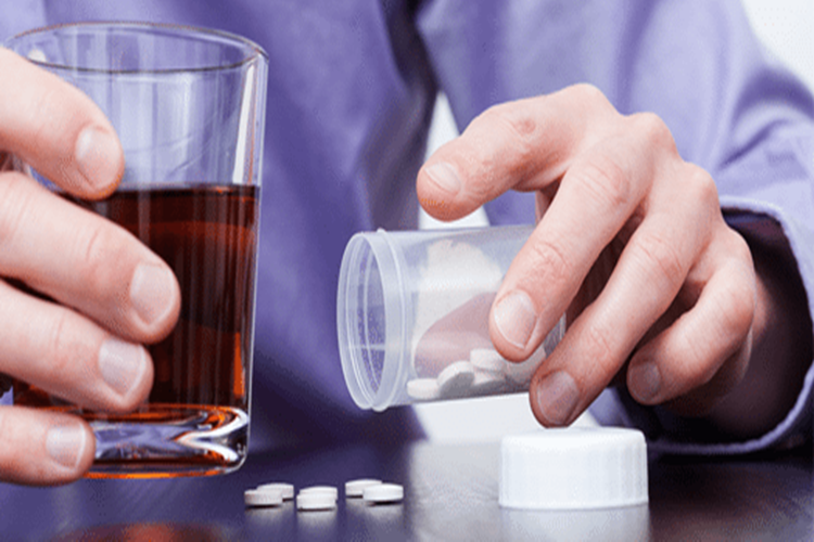 Esmax 10 Mg Alkolle Alınır Mı?