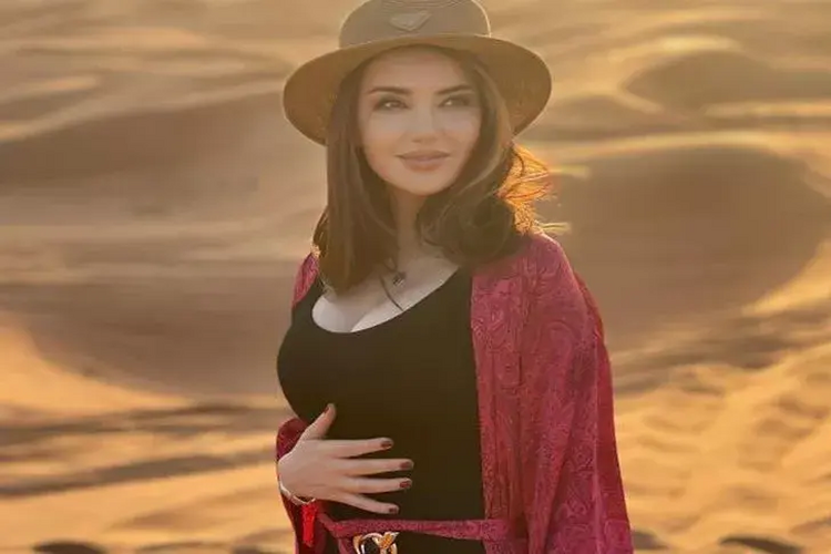 Esra Ezmeci Çapalama Hangi Kitapta?