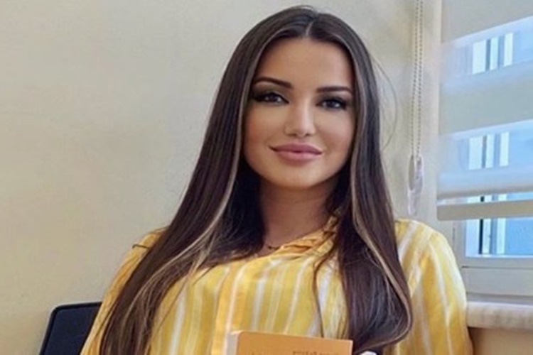 Esra Ezmeci Eski Eşi Kimdir?