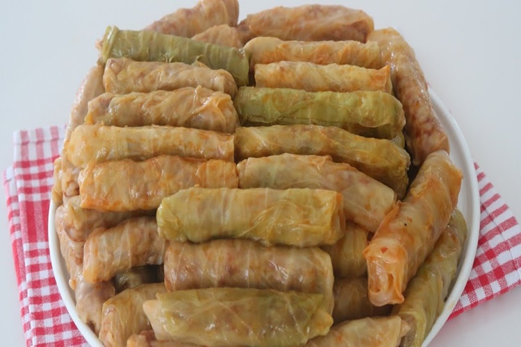 Etli Beyaz Lahana Sarması Kaç Dakikada Pişer?