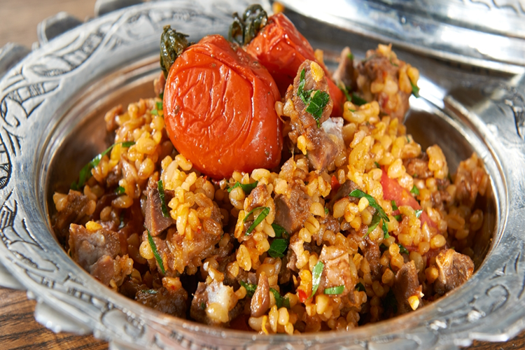 Etli Bulgur Pilavı Nasıl Pişer?