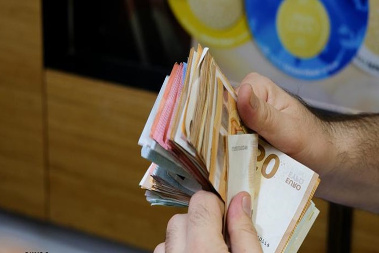 Euro Neden Yükselir?
