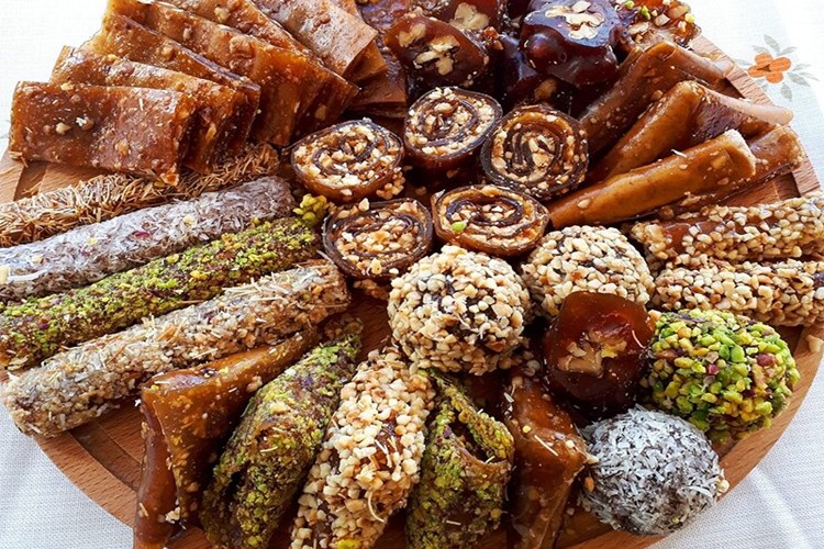 Evde Pestil Köme Nasıl Yapılır?