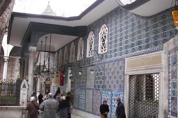 Eyüp Sultan Türbesi Nerede?