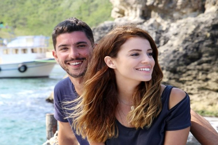Ezgi Eyüboğlu ve Kaan Yıldırım Neden Boşandı?