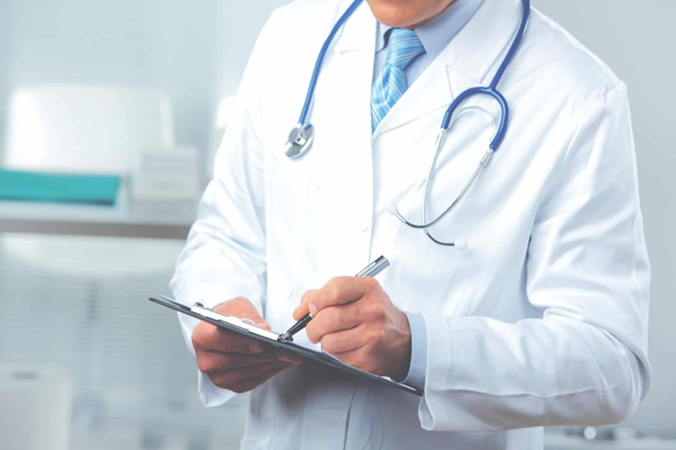 Faça İzi Doktor Olmaya Engel Mi?