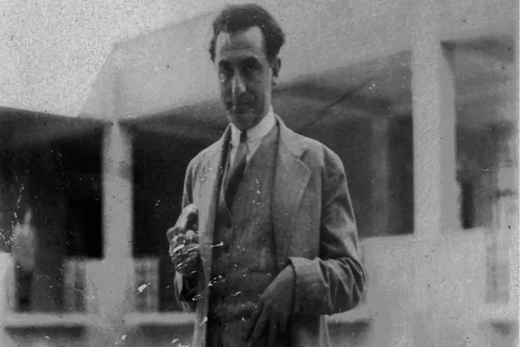 Faruk Nafiz Çamlıbel’in Dinî Nedir?