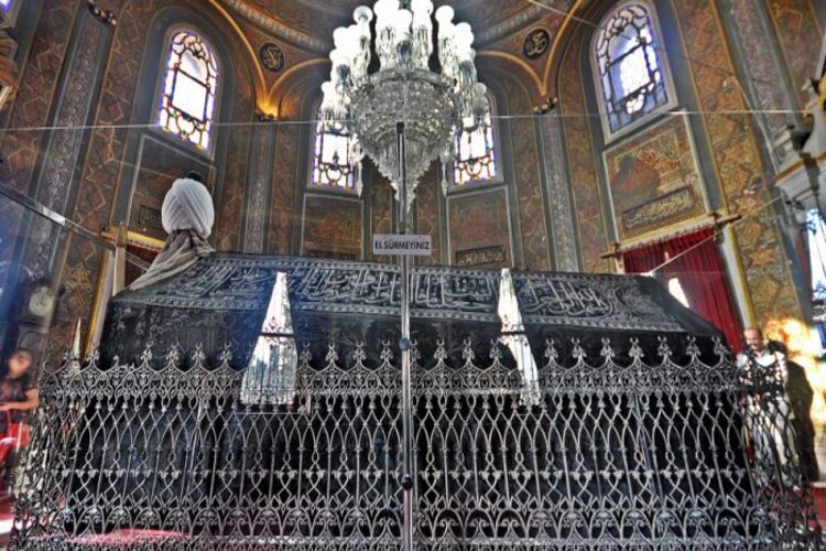 Fatih Sultan Mehmet Ne Zaman Öldü?