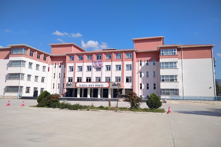 Fen Liseleri İle Anadolu Liseleri Arasındaki Farklar Nedir?