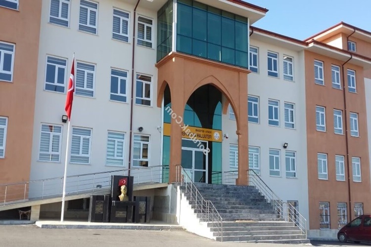 Fen Lisesi Dezavantajları Nelerdir?