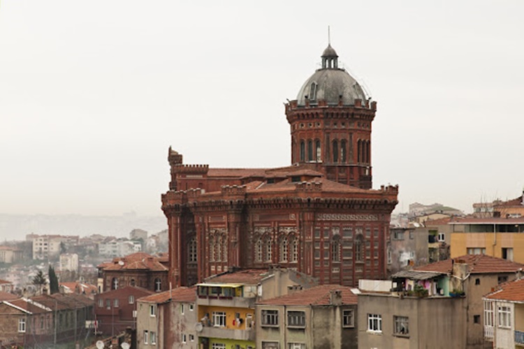 Fener Rum Patrikhanesi Ve Ekümeniklik Nedir?