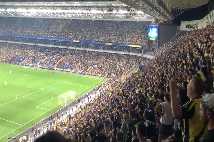 Fenerbahçe Stadında En İyi Tribün Hangisidir?