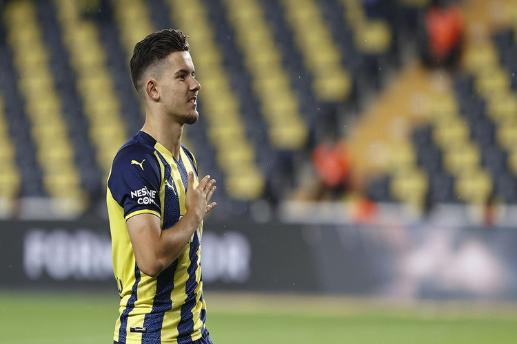 Ferdi Kadıoğlu Ne Kadar Kazanıyor? 