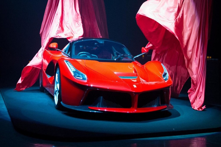 Ferrari Logosunun Anlamı Nedir?