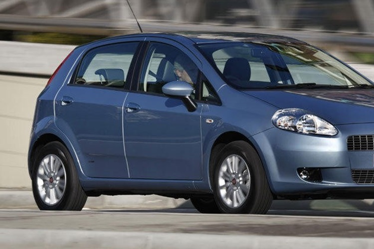Fiat Punto Kaç Litre Yağ Alır?