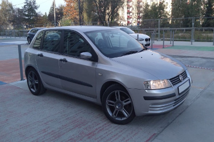 Fiat Stilo Benzin Filtresi Nerededir?