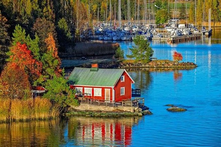 Finlandiya Da Sadece 9 Kişinin Yaşadığı Ada Nedir?