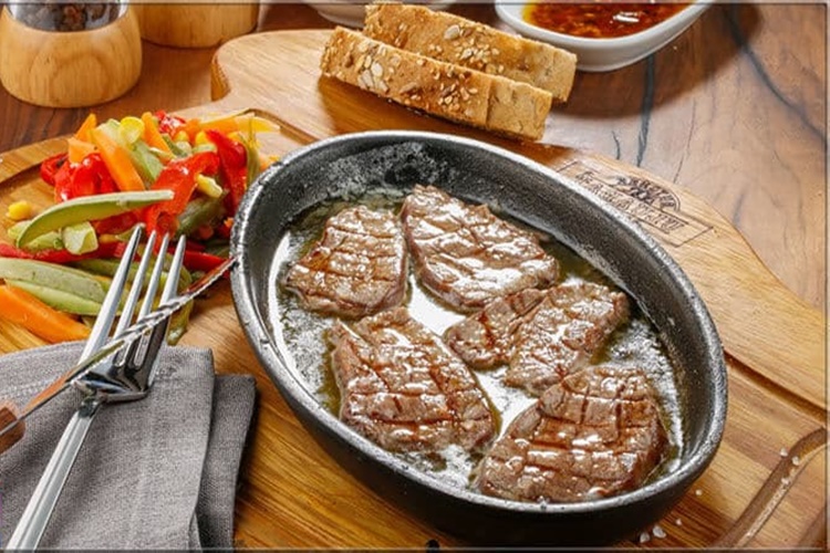 Fırında Et Neden Sert Olur?