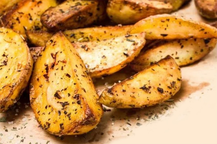 Fırında Patates Kaç Dakikada Pişer?
