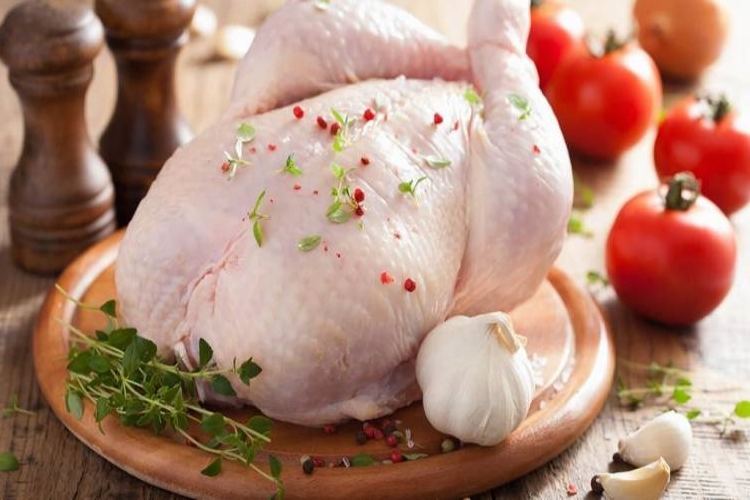 Fırında Tavuk Önce Haşlanır Mı?