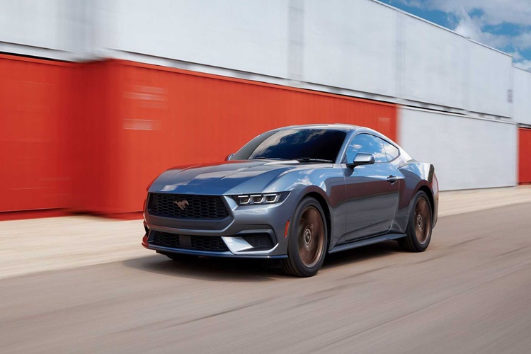 Ford Mustang Amerika Fiyatları 2023 Ne Kadar?