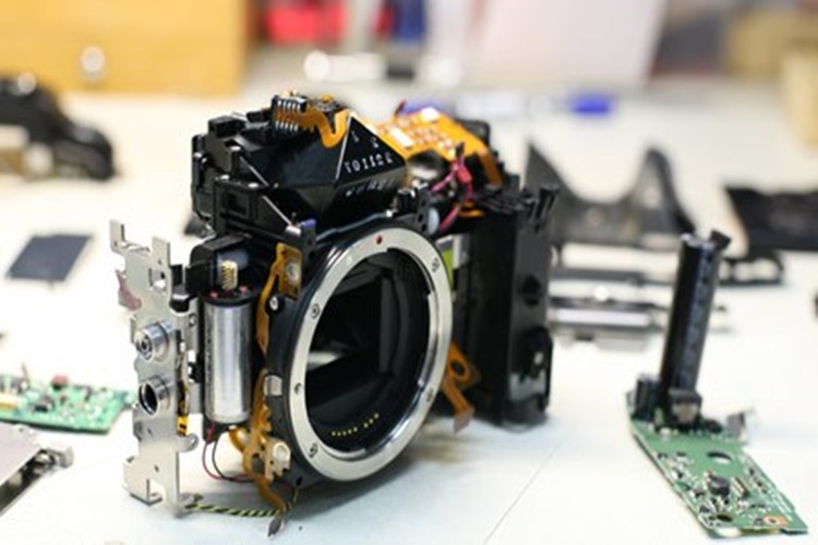Fotoğraf Makinesi Tamiri Hakkında Merak Edilen Bilgiler