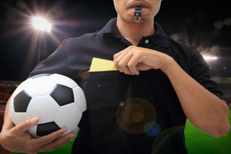 Futbol Hakemi Nasıl Olunur?