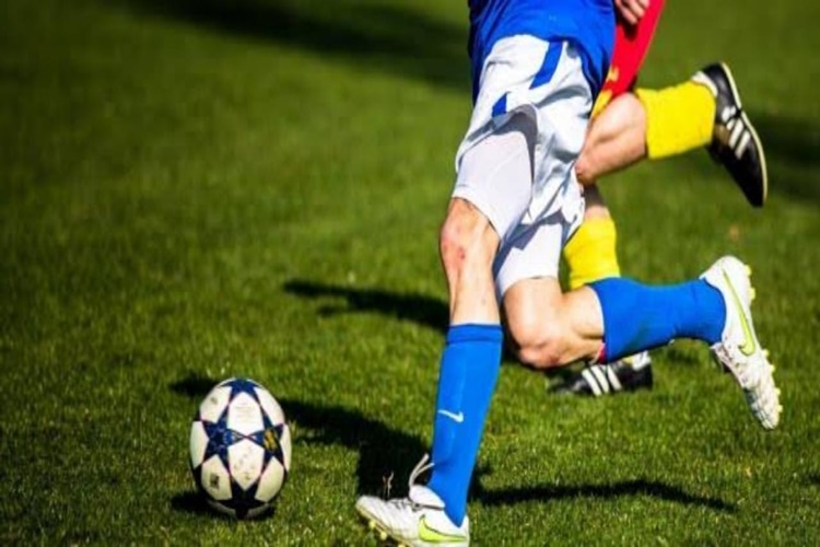 Futbolcular Günde Kaç Saat Antrenman Yapar?