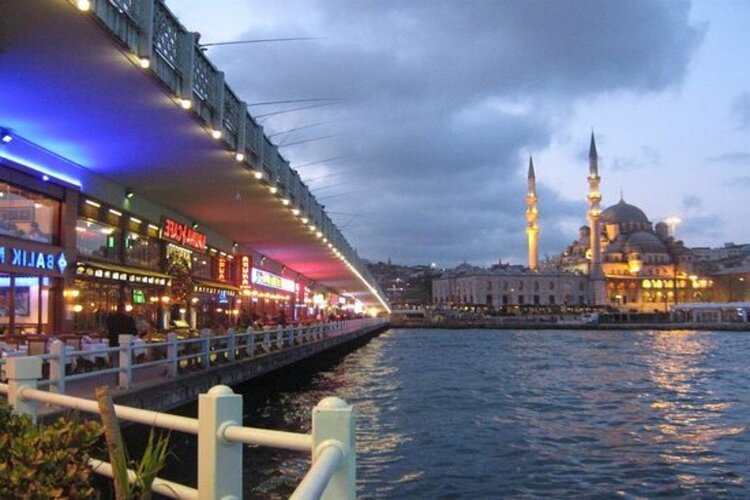 Galata Köprüsü’nde Öldürülen Gazeteci Kimdir?