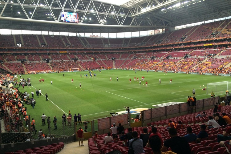 Galatasaray Stadı Kaç Bin Kişilik? 