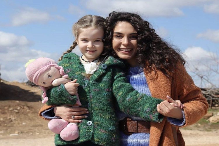 Gamze Demirbilek ve Ebrar Alya Demirbilek Akraba Mı?