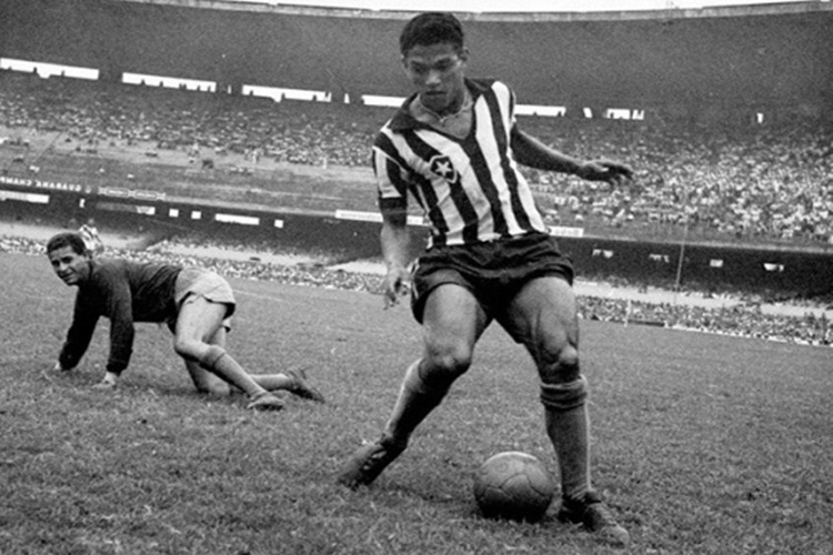 Garrincha Kariyeri Nasıldır?