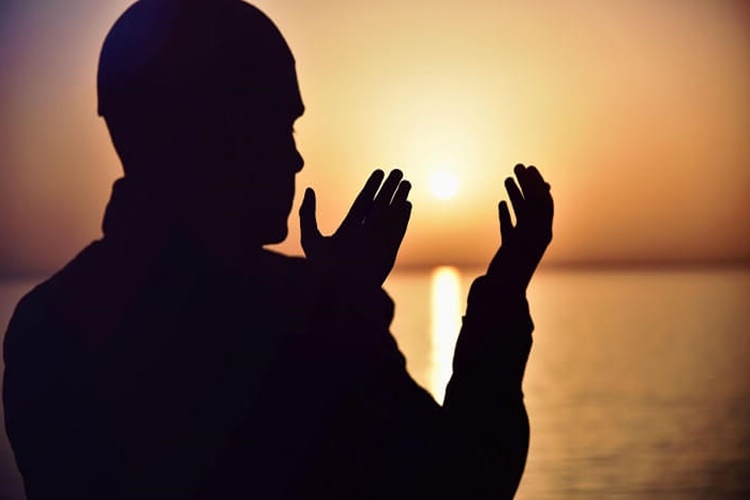 Geçimsiz Baba İçin Okunacak Dua?