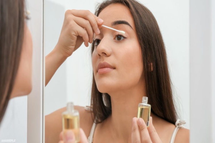 Gliserin Yağı Kirpik Uzatır Mı?