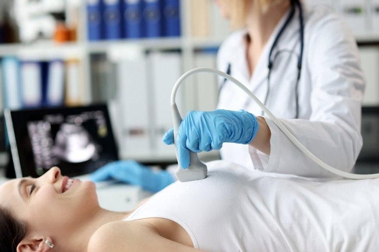 Göğüs Ultrasonu İçin Hangi Doktora Gidilir?