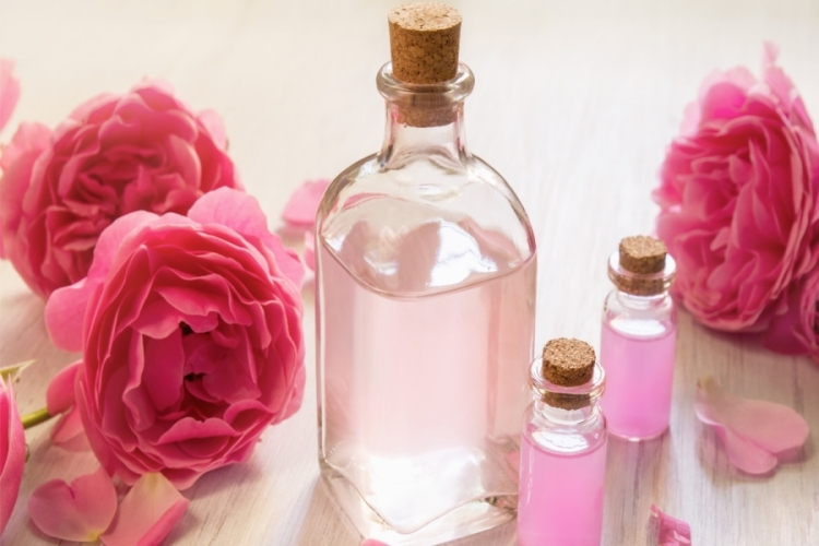 Gül Suyu Asit Mi Baz Mı?