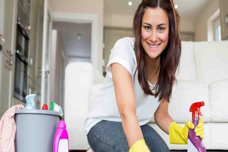 Gündelikçilik ve Bakıcılık Yapmak 