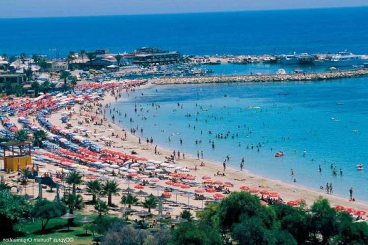 Güney Kıbrıs Yunanistan'a Mı Bağlıdır?