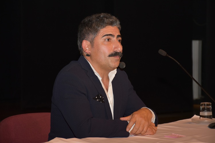 Hacı Ali Konuk Ne Mezunu?