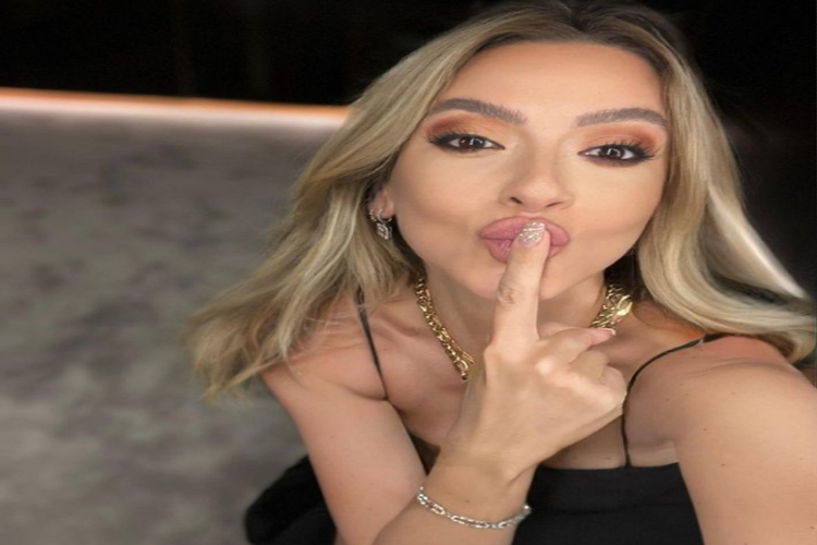 Hadise Boşandı Mı?