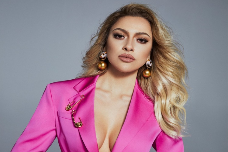 Hadise Hamile Mi?