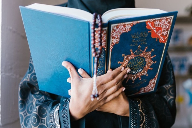 Hadislere İnanmamak Dinden Çıkarır Mı?