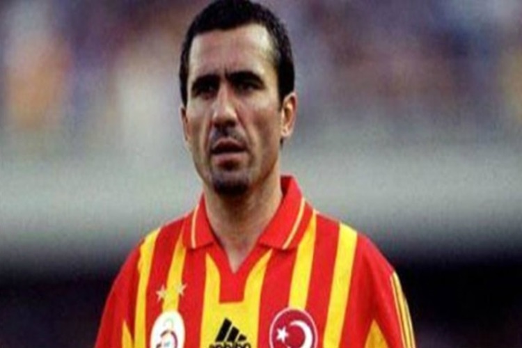 Hagi Kariyerinde Kaç Gol Attı? 