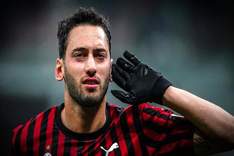 Hakan Çalhanoğlu Boşandı Mı?