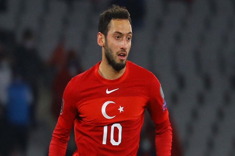 Hakan Çalhanoğlu Kaç Kardeşi Var?