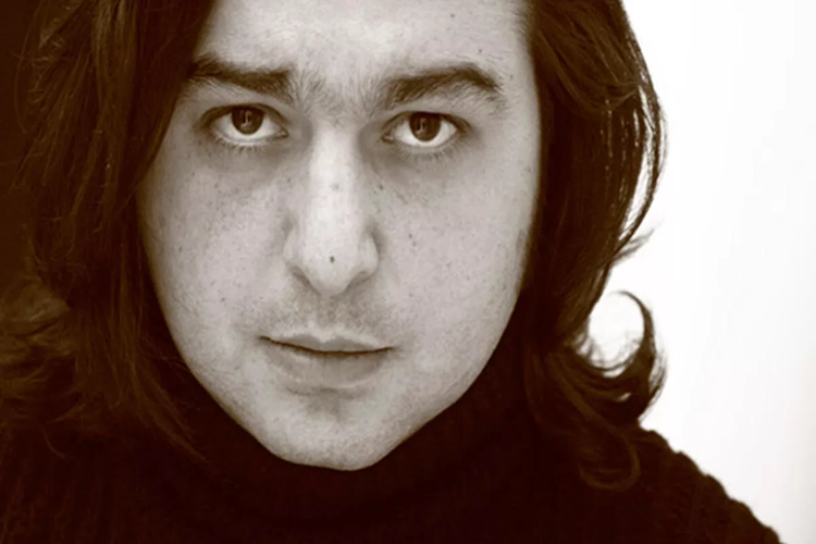 Hakan Günday İnstagram Hesabı Nedir?