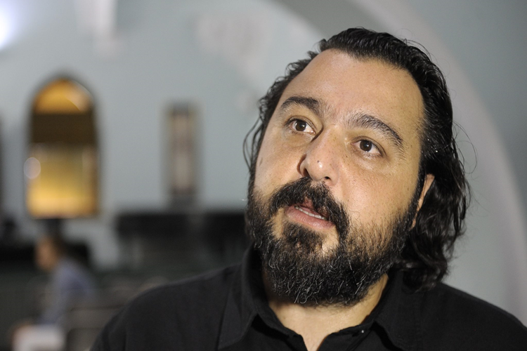 Hakan Günday Öyküleri Nelerdir?