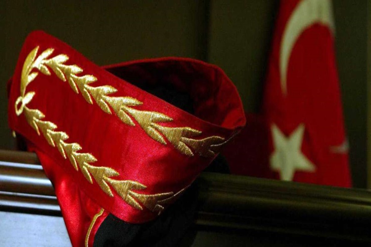 Hakim Kaç Yıl Okur?
