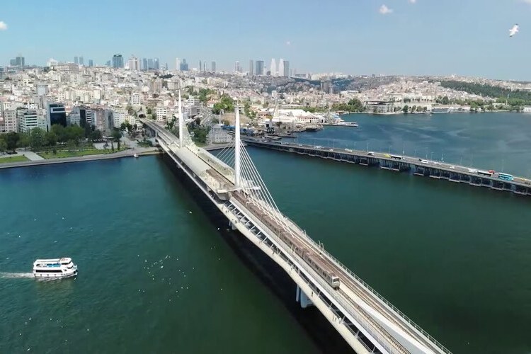 Haliç Köprüsü’nü Kim Yaptırdı?