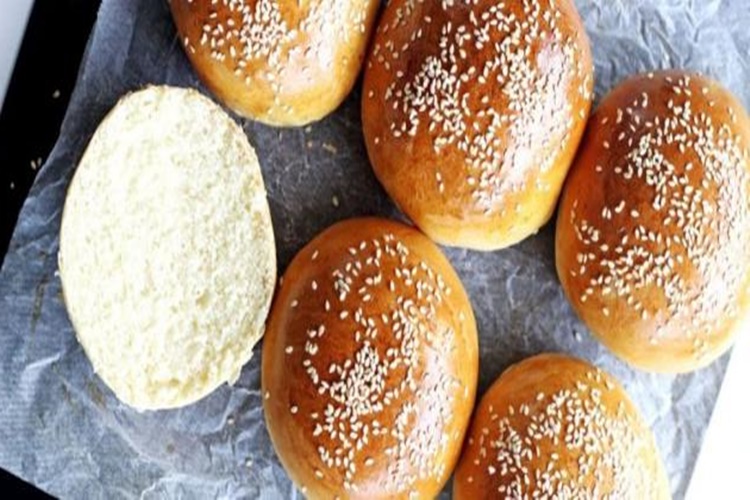Hamburger Ekmeğinin Püf Noktaları Nelerdir?